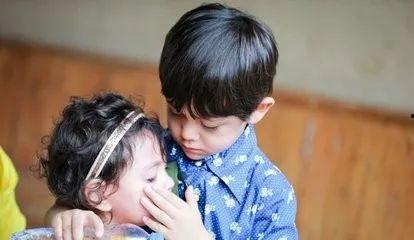 吃瓜娱乐记哥哥和妹妹